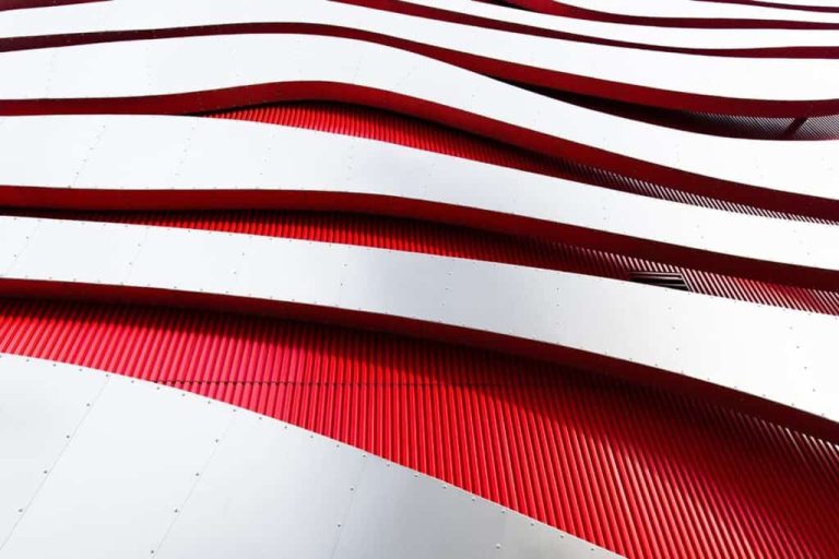 Individual-Level Data vs. Household Data: Why Precision Matters in B2B Marketing